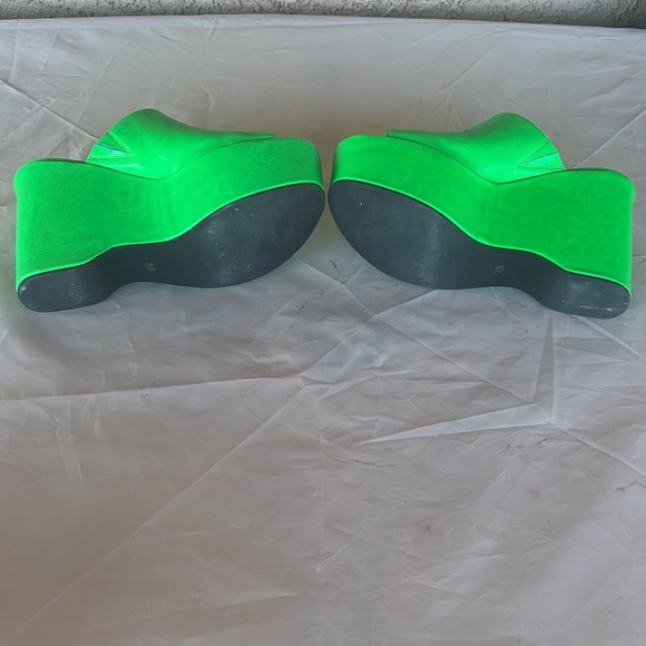 Jeff’s Campbell 7 1/2 and Nine West 7  1/2 - Picture 9 of 13